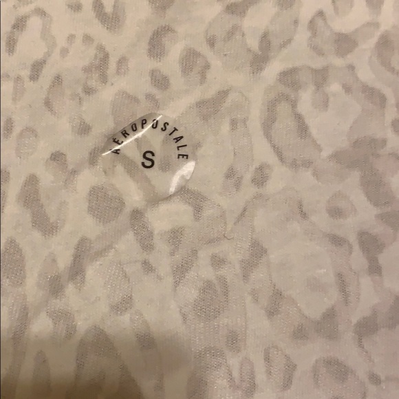 Soft V-Neck Tee - Picture 4 of 4